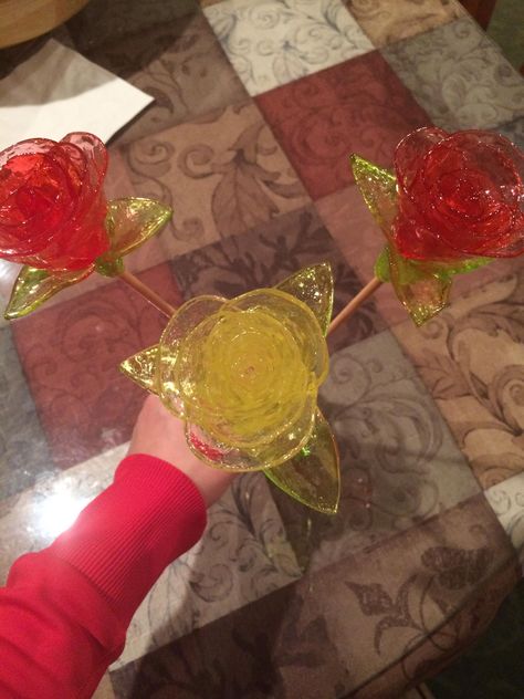 Jolly Rancher Roses that I made! Sorry if this is in the wrong place, I'm new to reddit and I don't have enough Karma to post in many place but I though you guys might like them : pics Jolly Rancher Flowers, Jolly Rancher Roses, Be Still Quotes, Flower Poetry, Karma Funny, Jolly Ranchers Candy, Awsome Pictures, Candy Roses, Candy Flowers