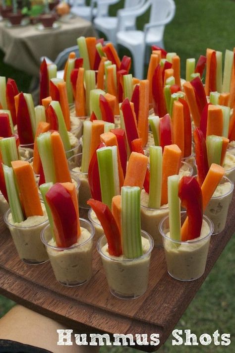 Party Snacks For Adults Appetizers, Kids Appetizers, Vegetables Ideas, Veggie Cups, Snacks For Kids, Veggie Dip, Party Trays, Snacks Für Party, Healthy Snacks For Kids