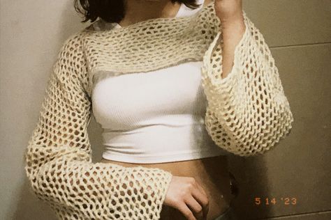 beige shrug handmade Crochet Bolero, Crochet Inspo, Piece Of Clothing, Dream Closet, Crochet, Closet, Quick Saves, Clothes