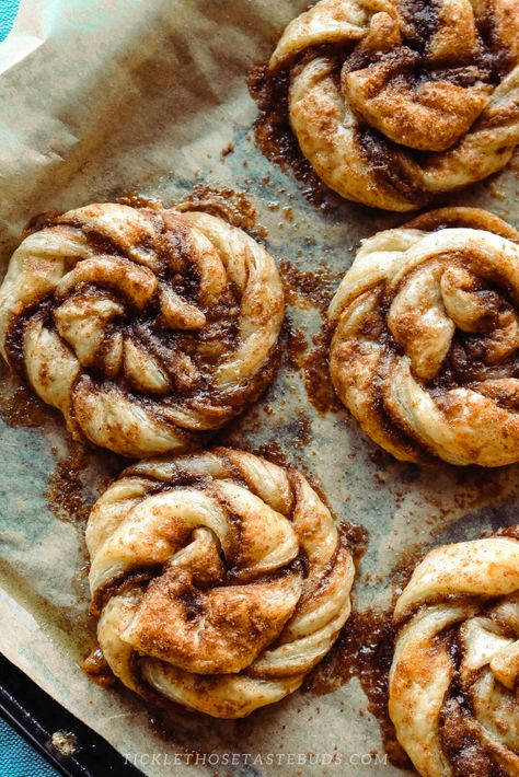 Swirly Cinnamon Roll Knots with Cream Cheese Glaze | Tickle Those Taste Buds Cinnamon Roll Knots, Puff Pastry Recipes Dessert, Cinnamon Rolls With Cream Cheese, Cinnamon Rolls With Cream, Cream Cheese Roll Up, Pastries Recipes Dessert, Cinnamon Roll Muffins, Sweet Roll Recipe, Cream Cheese Rolls