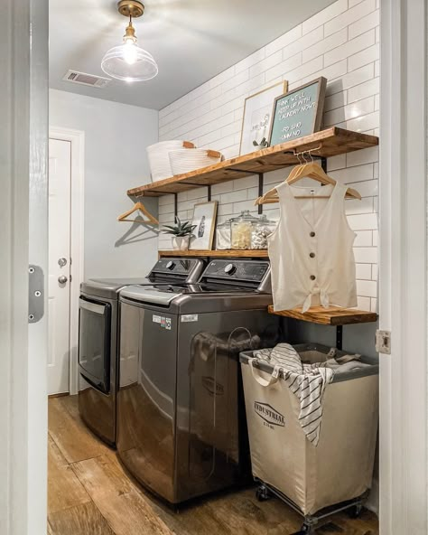 Laundy Room, Laundry Shelves, Laundry Room Renovation, Farmhouse Laundry, Laundry Room Shelves, Farmhouse Laundry Room, Laundry Room Remodel, Laundry Room Inspiration, Laundry Closet