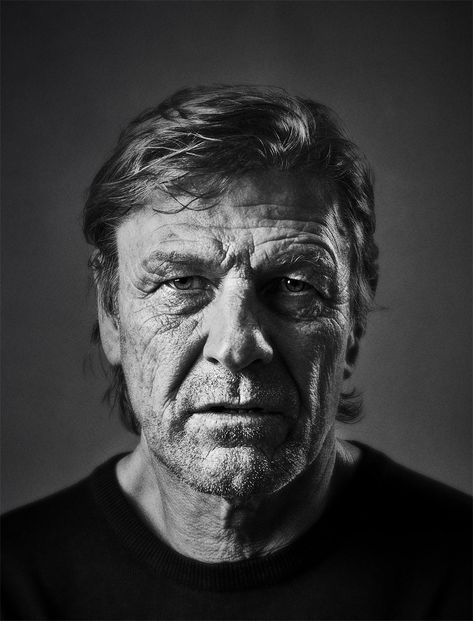 Andy Gotts, Red Art Painting, Shadow Portraits, Yorkshire Tea, Ned Stark, Sean Bean, Actors Male, Old Faces, Bw Photography