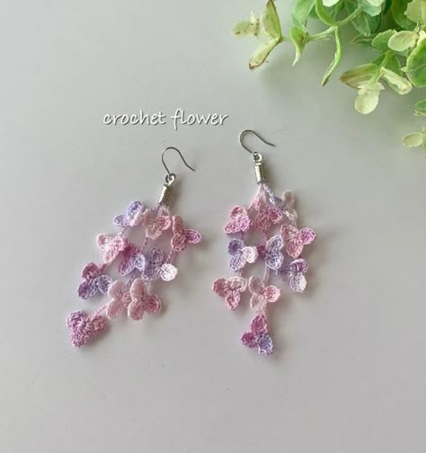 Knitted Flower Pattern, Crochet Necklace Pattern, Micro Crochet, Crochet Market, Crochet Jewelry Patterns, Crochet Earrings Pattern, Crochet Motif Patterns, Earrings Pattern, Crochet Hair Accessories