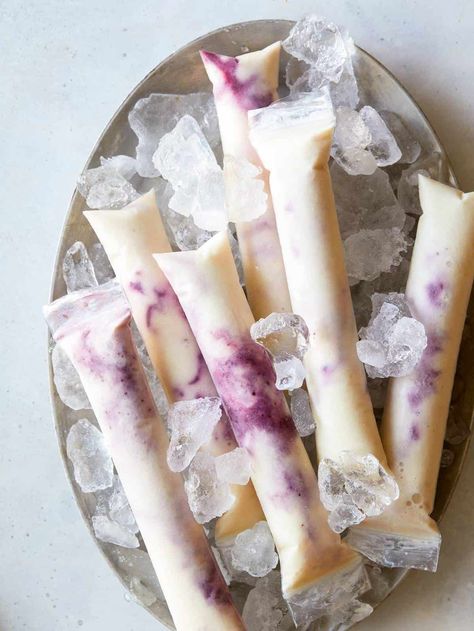 Masakan Malaysia, Spoon Fork Bacon, Pineapple And Coconut, Blackberry Recipes, Dessert Aux Fruits, Italian Ice, Popsicle Recipes, Pineapple Coconut, Jello Shots