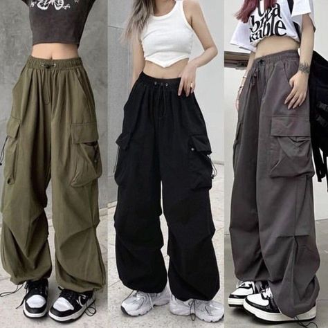 Celana Kargo, How To Style Cargo Pants Women, Tomboy Style Outfits, Easy Trendy Outfits, Baggy Pants, Tomboy Fashion, Cargo Pants Women, Inspired Outfits, Really Cute Outfits