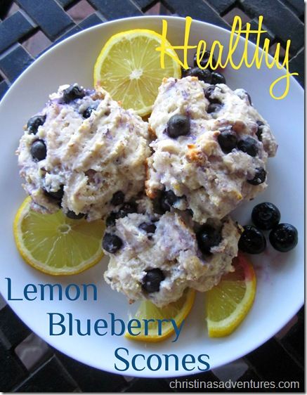 Healthy easy blueberry lemon scones - 3 Weight Watchers points each - under 150 calories each! Healthy Lemon Blueberry, Lemon Rolls, Lemon Delight, Lemon Blueberry Scones, Healthy Scones, Blueberry Lemon Scones, Lemon Biscuits, Lemon Scones, Recipes For Summer