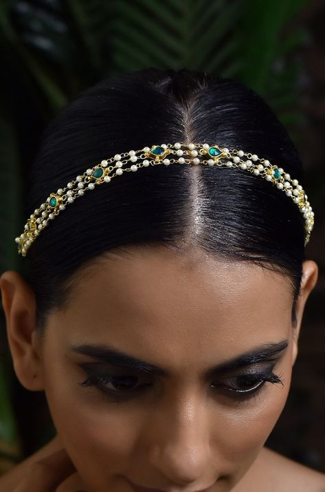 Unique Headband, Mother Dearest, Stone Necklace Set, Pearl Headpiece, Traditional Indian Jewellery, Elegant Jewellery, Jewelry Board, Jewelry Set Design, Bridal Diamond Jewellery