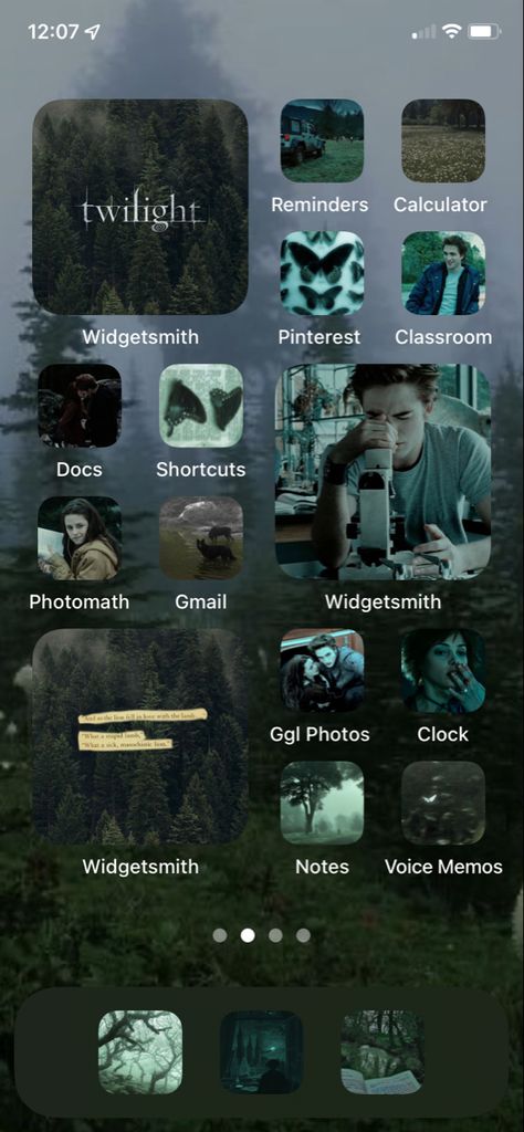 Twilight Ios 16, Twilight Wallpaper Iphone, Twilight Edward Cullen, Widgets Iphone, Lockscreen Ios, Photo Clock, Twilight Edward, Ios Layout, Ios Ideas