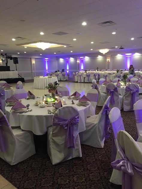 Purple Decorations Quinceanera, Light Purple Dresses Quinceanera, Light Purple And White Quinceanera Theme, Light Purple Theme Party, Lilac And White Quinceanera, Purple Quinceanera Venue Ideas, Light Purple Quince Decorations, Purple Quince Venue Ideas, Quince Purple Decorations