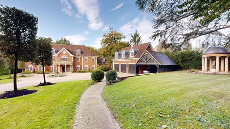 Uk House Matterport, Matterport 3d House Tour London, Matterport Mansion Tour Uk, Matterport London House, 3d Matterport House Tour, Matterport Uk Mansion, Matterport England, Matterport 3d House Tour Mansion, Mansion 3d Tour