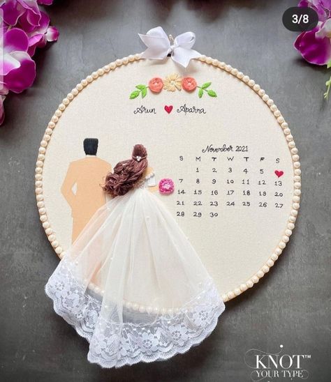 Wedding Embroidery Hoop, Wedding Calendar, Embroider Ideas, Unique Wedding Cards, Embroidery Hoop Art Diy, Hand Embroidery Patterns Free, Embroidery Hoop Wall Art, Embroidery Lessons, Wedding Embroidery