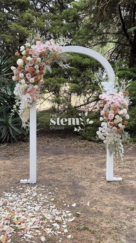 A romantic and dreamy arbour with, preserved asparagus fern, delphiniums, toffee roses, playa blanca roses, la perla roses, shimmer roses and phalaenopsis orchids Toffee Roses Wedding, Wedding Arbour Flowers, Arbour Flowers, Toffee Roses, Fern Wedding, Asparagus Fern, Wedding Arbour, Future Wedding Plans, Phalaenopsis Orchid