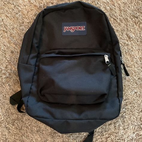 jansport backpack Jan Sport Backpacks, Black Jansport, Mochila Jansport, Outfit School, Jansport Backpack, Backpack Sport, Life Is Strange, Literally Me, Back To School