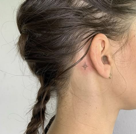 Star Tattoo On Back Of Neck, Behind The Ear Star Tattoo, Tattoos For Women Ear, Star Tattoo Ear, Behind The Ear Tattoos For Women, Tragus Tattoo, Goth Tatoos, Star Tats, Star Tattoos Behind Ear