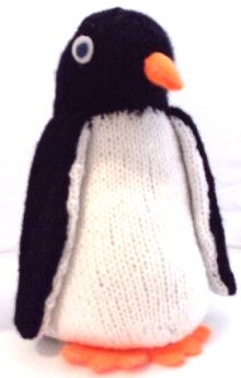 How to make Penguin - DIY Craft Project with instructions from Craftbits.com Diy Penguin Crafts, Stitch Head, Christmas Knitting Patterns Free, Crochet Penguin, Knitted Toys Free Patterns, Penguin Pattern, Animal Knitting Patterns, Knitting Patterns Toys, Christmas Knitting Patterns