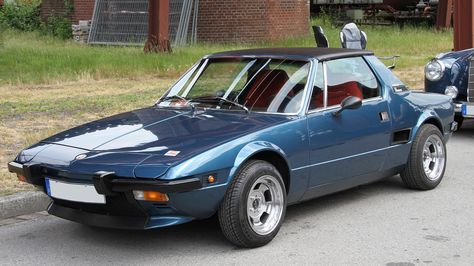 This Bertone Concept Was Turned Into The Fiat X 1/9 Fiat X19, Fiat 1, Fiat 128, Car Man Cave, Vintage Automobiles, Fiat Abarth, Drag Racing Cars, Steyr, Classic Sports Cars