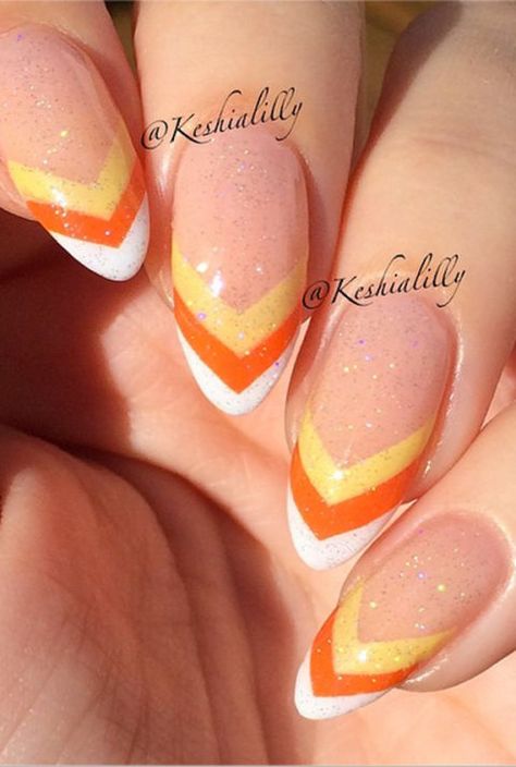 Corn Nails, Candy Corn Nails, Halloween Nail Art Ideas, Cotton Candy Nails, Halloween Manicure, Halloween Nails Easy, Spooktacular Halloween, Halloween Nail Designs, Fall Nail Art