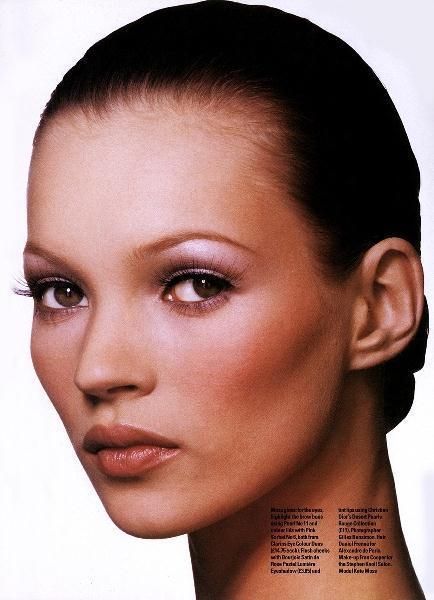 Kate Moss - kate-moss photo Kate Mess, Kate Moss 90s, Queen Kate, 90s Makeup, 90s Supermodels, Vogue Us, 90s Models, A Magazine, Kate Moss