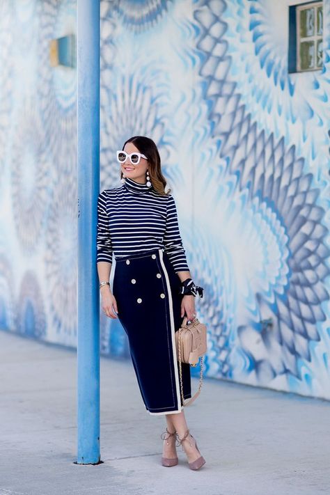 J. Crew Navy Nautical Skirt Nautical Party Outfit, Nautical Outfit Women, Nautical Fashion Women, Jenna Lyons Style, Nautical Skirt, Nautical Chic, Nautical Outfits, Chicago Fashion, Nautical Looks