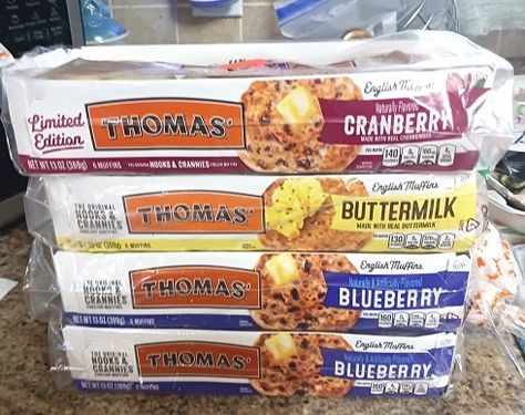 Thomas English Muffins, Freezer Desserts, Freezer Cooking Recipes, Freezer Jam, Buying In Bulk, English Muffins, Freezer Burn, Freezer Cooking, English Muffin