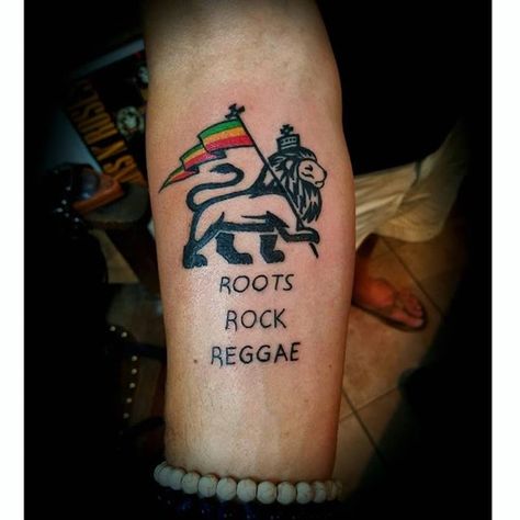 Rastafarian Tattoo Ideas, Rasta Tattoo For Women, Rastafarian Tattoo, Rastafari Tattoo, Rasta Tattoo, Converse Ideas, Stick Man, Women Legs, Ocean Animals