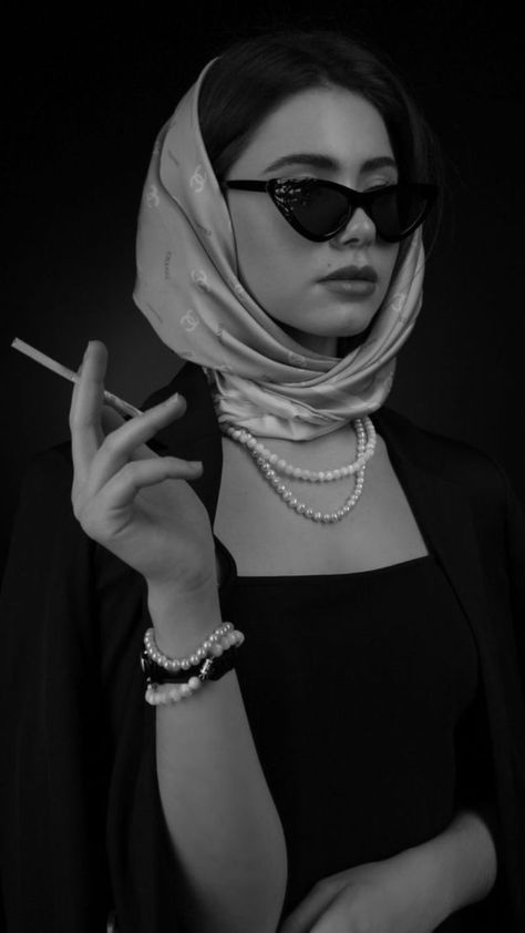 Aesthetic Photoshoot, Women Aesthetic, White Photo, A Woman, Sunglasses, Black And White, White, Instagram, Black