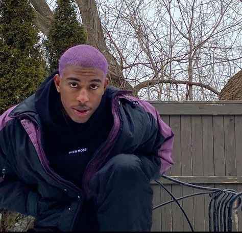 Purple Buzzcut Men, Dyed Buzzed Hair Women, Buzzed Hair Women, Boys Colored Hair, Short Dyed Hair, Men Blonde Hair, Waves Haircut, Dyed Hair Men, Buzzed Hair