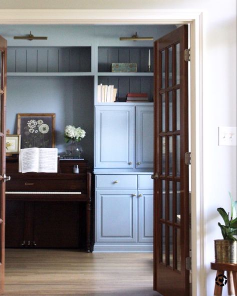 Storage Around Piano, Piano In Alcove, Cabinets Around Piano, Piano In Bookcase, Bookcase Around Piano, Built In Shelves Around Piano, Built In Around Piano, Piano Built In, Piano Built In Bookcase