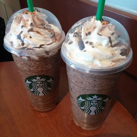 Butterbeer Latte, Chocolate Straws, Pumpkin Spice Frappuccino, Starbucks Chocolate, Homemade Starbucks, Chocolate Loaf, Cinnamon Dolce Syrup, Starbucks Strawberry, Pumpkin Drinks