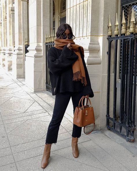 Brown Heeled Ankle Boots Outfit, Camel Boots Outfit Winter, Dark Brown Boots Outfit Ankle, Dark Brown Ankle Boots Outfit, Chunky Brown Boots Outfit, Camel Ankle Boots Outfit, Chocolate Brown Boots Outfit, Brown Heeled Boots Outfit, Brown Boots Outfit Ankle