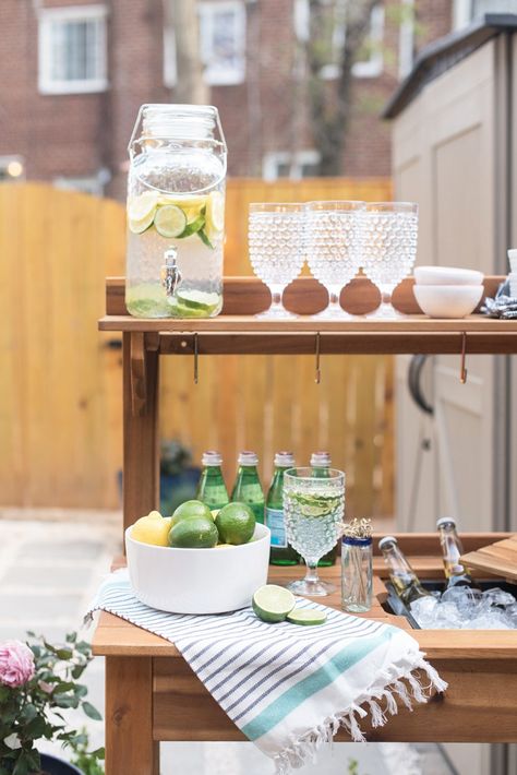 Potting Bench Turned Outdoor Bar, Potting Bench Bar Drink Stations, Diy Outdoor Drink Station, Italian Inspired Backyard Patio, Outdoor Bar Cart Styling, Summer Bar Cart Styling, Outdoor Bar Cart Ideas, Small Outdoor Bar, Potting Bench Bar