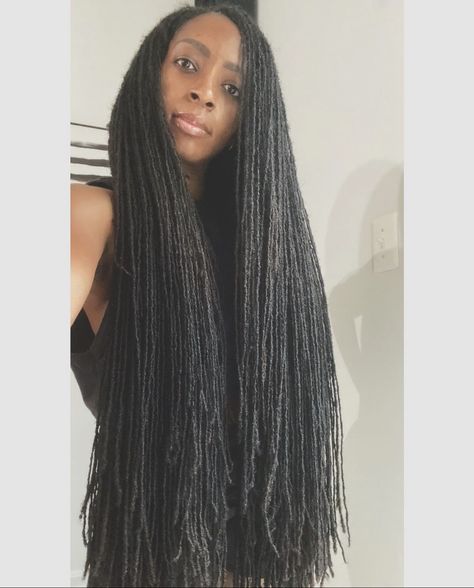 Loc Method Natural Hair, Hair Muse, Loc Inspiration, Beautiful Locs, Beautiful Dreadlocks, Natural Hair Extensions, Quick Weave Hairstyles, Natural Hair Beauty, Texturizer On Natural Hair