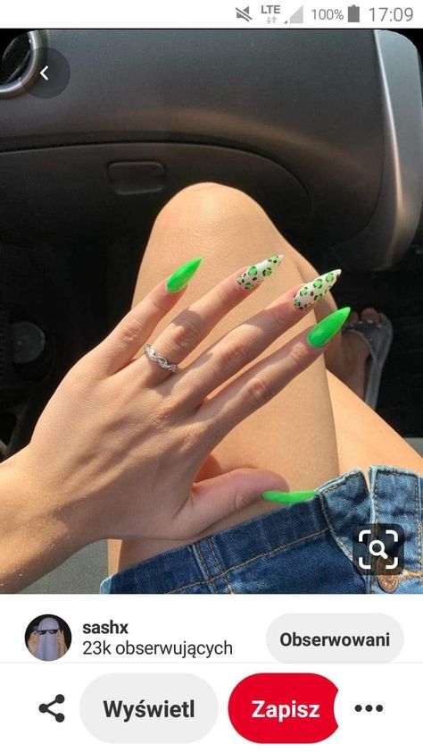 Chorme Nails, Nails Vacay, Nail Art Designs For Beginners, Nail 2023, Easy Nail Art Designs, Nails Neon, Neon Green Nails, Nails Yellow, Modern Nails