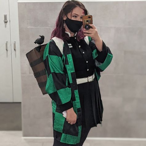 Fanexpo2021, Demon slayer Demon Slayer Cosplay Tanjiro, Demon Slayer Halloween Costume, Demon Slayer Costume, Fem Tanjiro, Tanjiro Cosplay, Cosplay Demon Slayer, Damon Slayer, Halloween 23, Cosplay Inspo