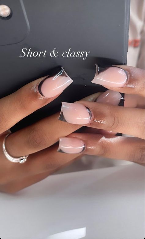 Nails Short Tapered Square, Classy Square Nails, Basic Acrylic Nails, Y2k Nails Short, Square Nails Short, Medium Acrylic Nails, Nail Designs 2022, Nails Short Acrylic, Nails Long Acrylic