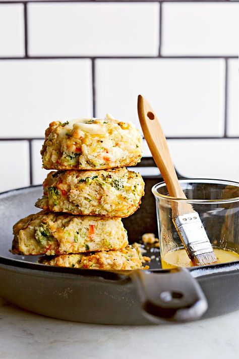 Veggie-Skillet-Biscuits-RU289771 Skillet Biscuits, Father's Day Brunch, Brand Consultant, Easter Brunch Recipes, Veggie Skillet, Easter Food Appetizers, Iron Skillet Recipes, Biscuit Recipes, Easter Brunch Food