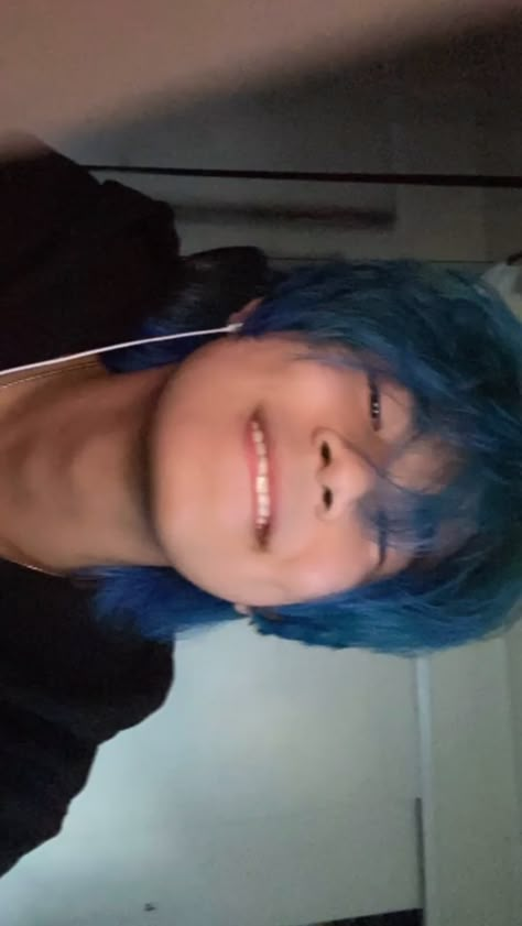 Blue Hair Mullet Guy, Blue Hair Guys, Men With Blue Hair, Blue Hair Guy Aesthetic, Guys With Blue Hair, Aphmau Irl, Dark Blue Hair Men, Faded Blue Hair, Blue Hair Boy