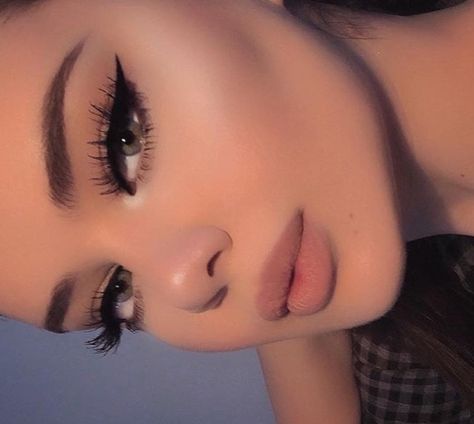 Girl Eye Makeup, Makeup Tip, Smink Inspiration, Beauty Make-up, Makijaż Smokey Eye, Makeup Eye Looks, Brow Makeup, Makeup Goals, Style Hair