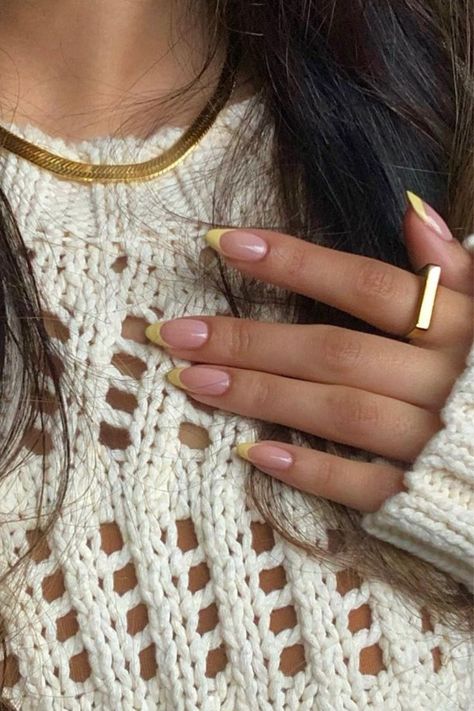 Yellow French Tip Nails Yellow French Tip Nails, Summer Yellow Nails, Yellow French Tip, Yellow French, Simple Spring Nails, Milky Nails, Nagellack Trends, Glamour Nails, Christmas Gel Nails