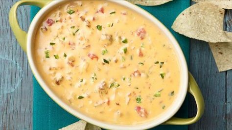 Con Queso Recipe, Ree Drummond Recipes, Queso Recipe, Buffalo Wild Wings, Chili Cook Off, Queso Dip, Pioneer Woman Recipes, Fettuccine Alfredo, Easy Comfort Food