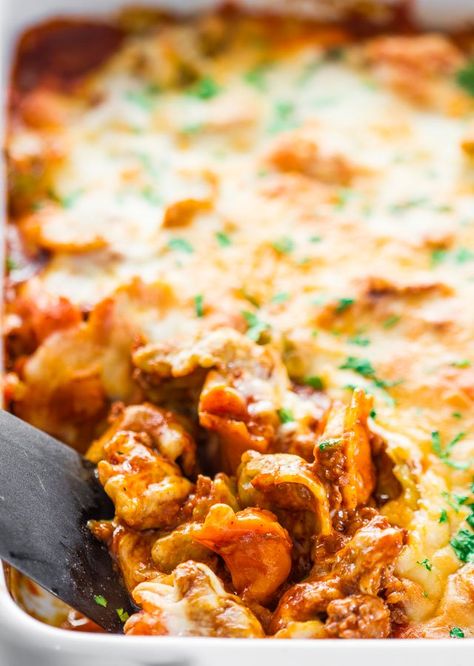 Cheesy Beef Tortellini Enchilada Casserole in a casserole dish Cheesy Beef Tortellini, Beef Tortellini, Beef Main Course, Hamburger Casseroles Recipes, Tortellini Bake, Jo Cooks, Tortellini Recipes, Hamburger Recipes, Enchilada Casserole