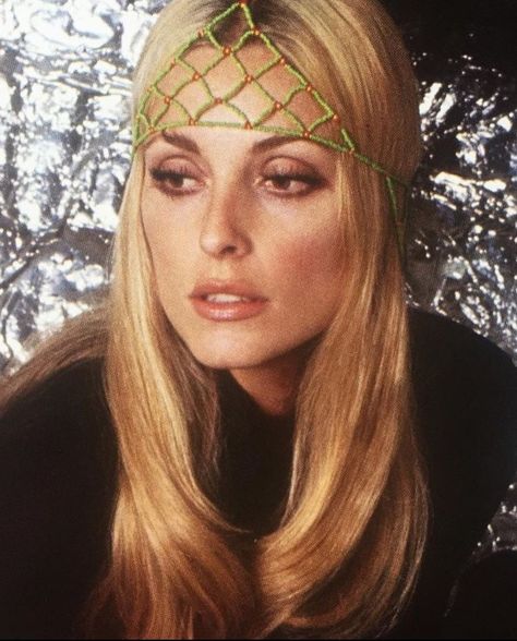 Sharon Tate Makeup, Sharon Tate Style, Patti Hansen, 70s Makeup, Film Cinema, Lauren Hutton, Sharon Tate, 60s Fashion, Look Vintage