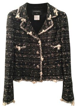 Chanel Jacket Romper With Jacket, Cardigan Chanel, Black And White Tweed Jacket, Cardigan Ideas, Chanel Cardigan, White Tweed Jacket, How To Have Style, Chanel Style Jacket, Chanel Tweed Jacket