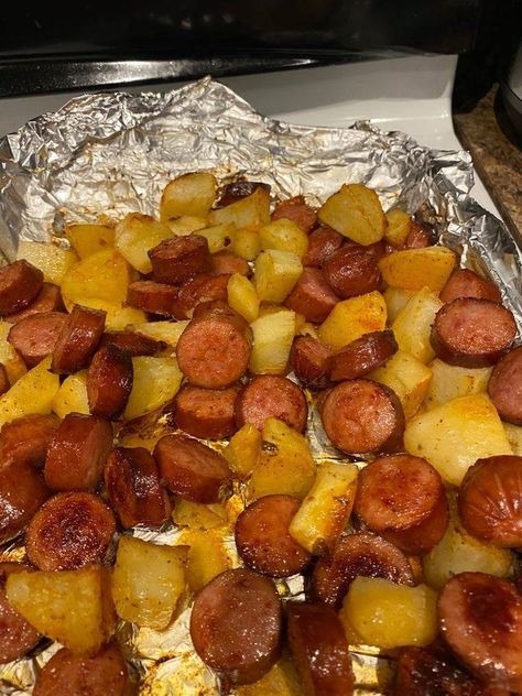 Quick Recipes - Oven Roasted Sausage and Potatoes... Smoked Sausage And Potato Bake, Ineskohl Kitchen, Sausage And Potato Bake, Sausage And Potatoes, Potatoes Chicken, Chicken Sausages, Potatoes In Oven, Potato Bake, Sausage Bake