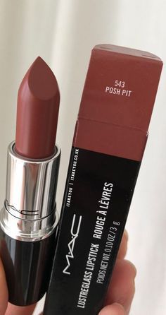 Top Mac Lipsticks, Fuller Lips Naturally, Nude Lipstick Shades, Kylie Jenner Lip Kit, Mac Lipstick Shades, Kylie Jenner Lips, Jelly Lipstick, Nude Lipstick, Cosmetic Procedures