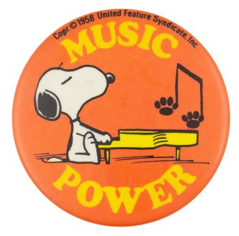 Snoopy Listening To Music, Snoopy Music, Busy Beaver, Snoopy Dog, Music Power, Famous Comics, Peanuts Cartoon, Snoopy Pictures, Music Stickers