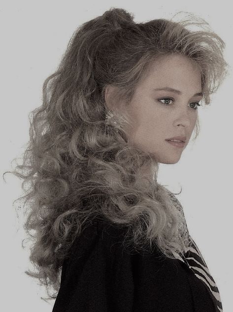 Vivica Fox Wigs, Look Of Love, 80s Hair, Glamorous Hair, Clip In Ponytail, Golden Blonde, Hair Reference, 인물 사진, Up Hairstyles