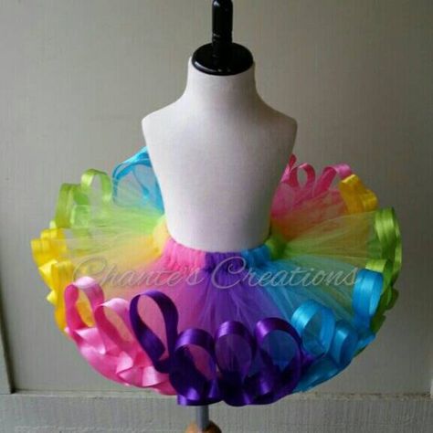 PLEASE READ........ TUTU ONLY…..TUTU ONLY…..TUTU ONLY Need an eye catching tutu for your little darling? Look no further!! Your little princess will be picture perfect in this super full, double layered, ribbon trimmed tutu. Perfect for birthdays, dance or any occasion. Tutus are Fairy Dress Costume, Easter Tutu, Unicorn Birthday Outfit, Ribbon Trim Tutu, Birthday Tutu Dress, Minnie Dress, 1st Birthday Tutu, Tutu Party, Handmade Tutu