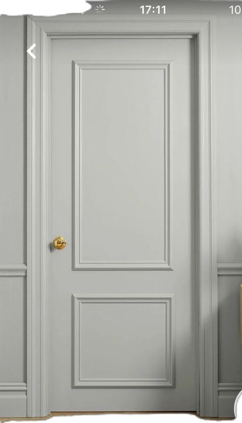 Parisian Interior Doors, Georgian Interior Doors, Georgian Internal Doors, Interior Doors Traditional, Door Wainscotting, White Room Door, Door Moulding Design, Classic Doors Interior, Classic Interior Doors