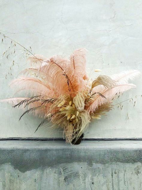 Feather Arrangements, Ostrich Feather Centerpieces, Feather Centerpieces, Floral Trends, Feather Flower, Shades Of Turquoise, Pink Feathers, Baby Colors, Container Flowers